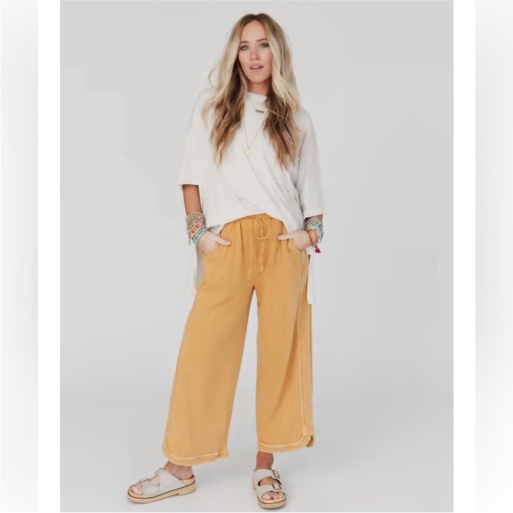 SO COMFY WIDE LEG CROPPED PANT NWT EASEL